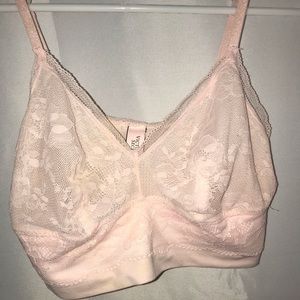 Light pink Victoria’s Secret bralette